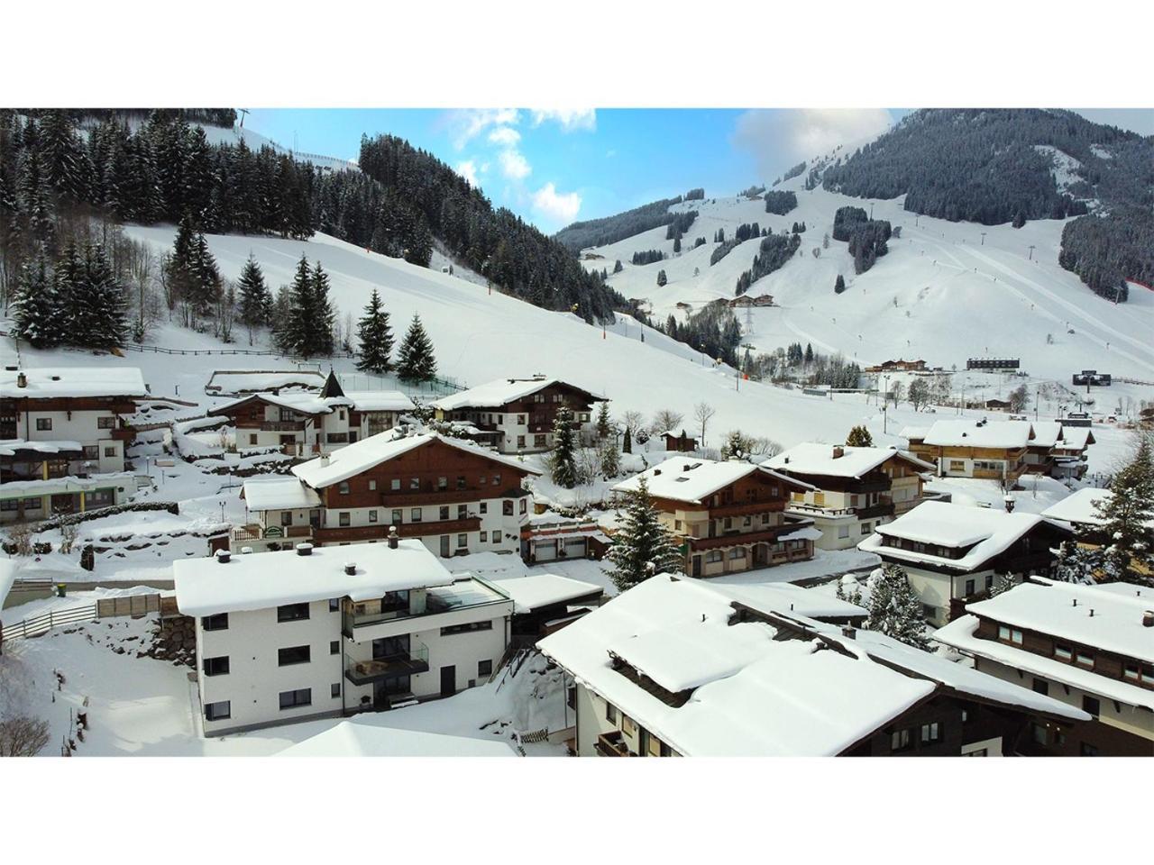 Ferienwohnungen Falkenstein Hinterglemm Saalbach-Hinterglemm Kamer foto